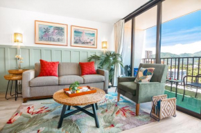 Stylish Stay at Waikiki, Close to Beach, Parking